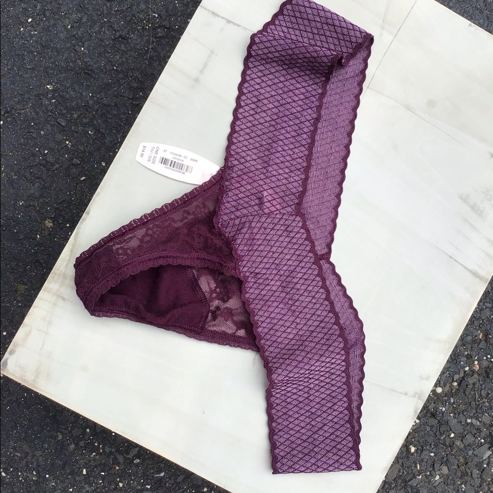 4 pairs of brand new Victoria Secret panties M OS